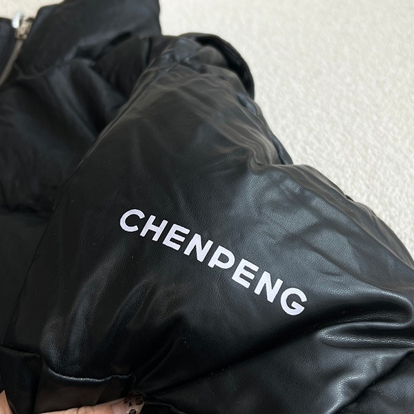 大人気!メゾンマルジェラ パチモン MM6 x Chen Peng クロップド ジャケット Mau10960